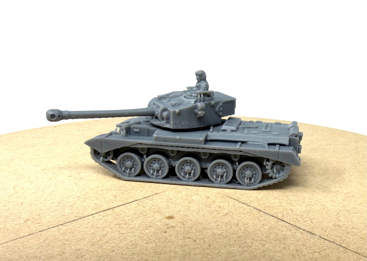 Comet British Tank with Commander