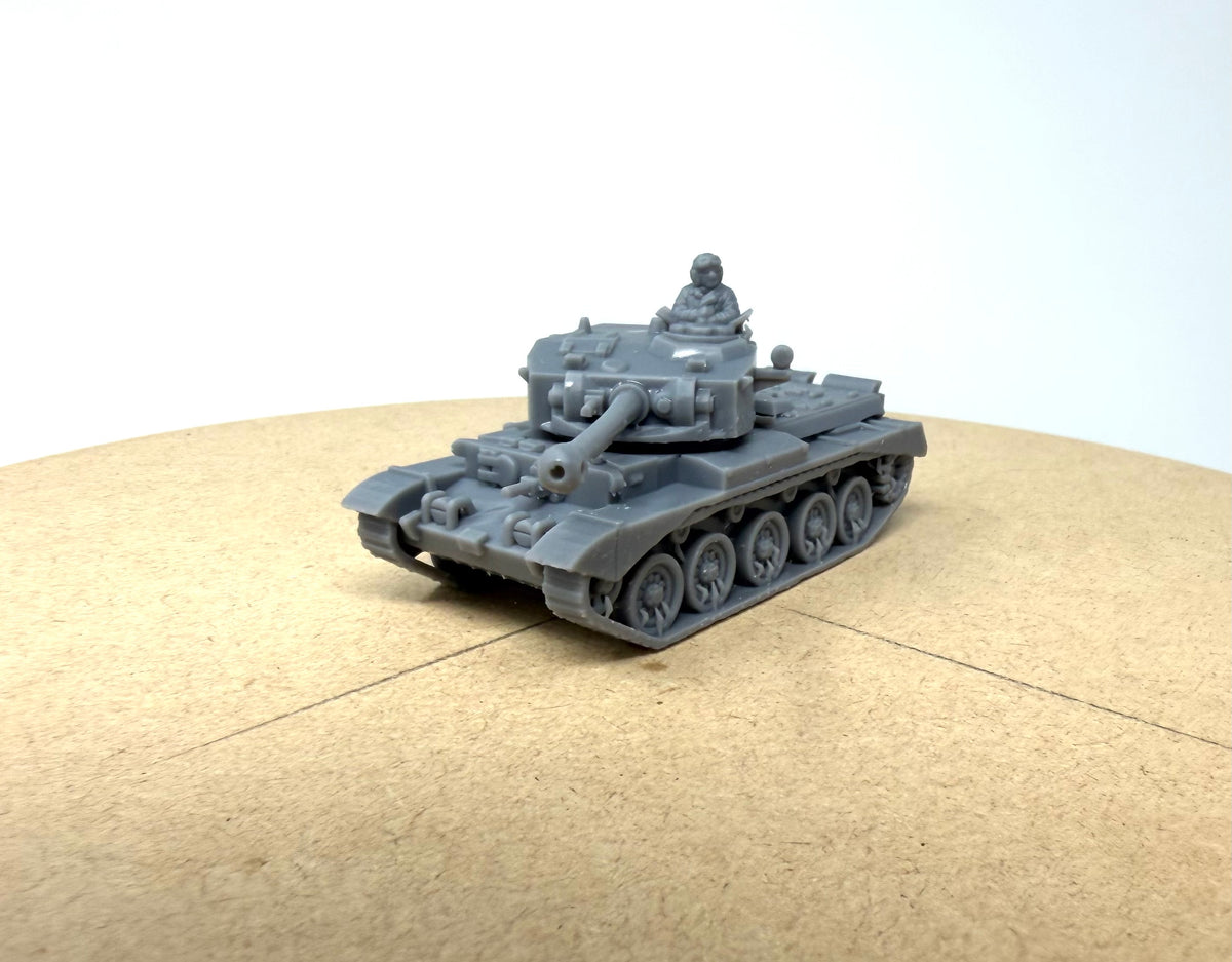 Comet British Tank with Commander