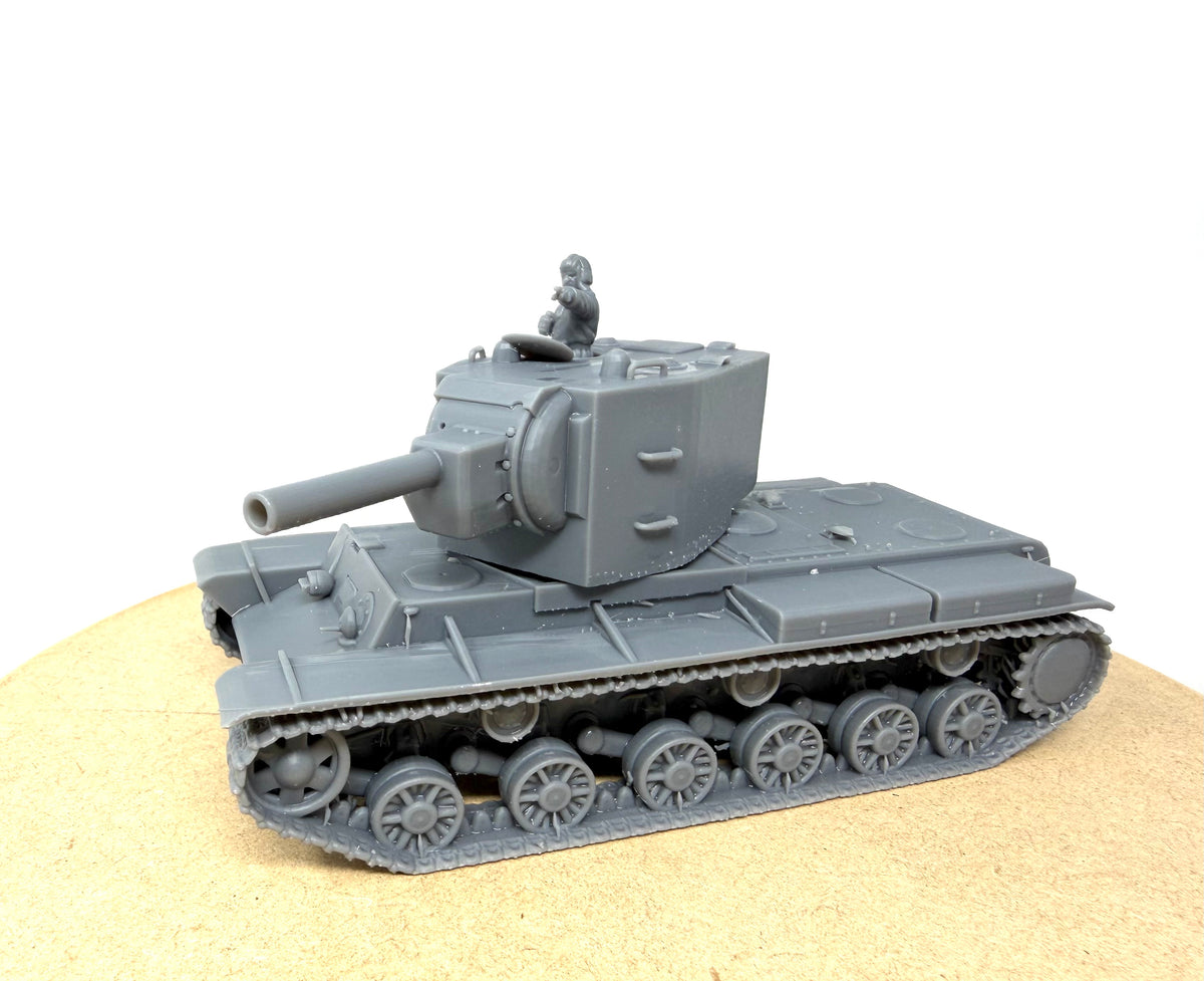 KV2 Russian Heavy Tank with Commander