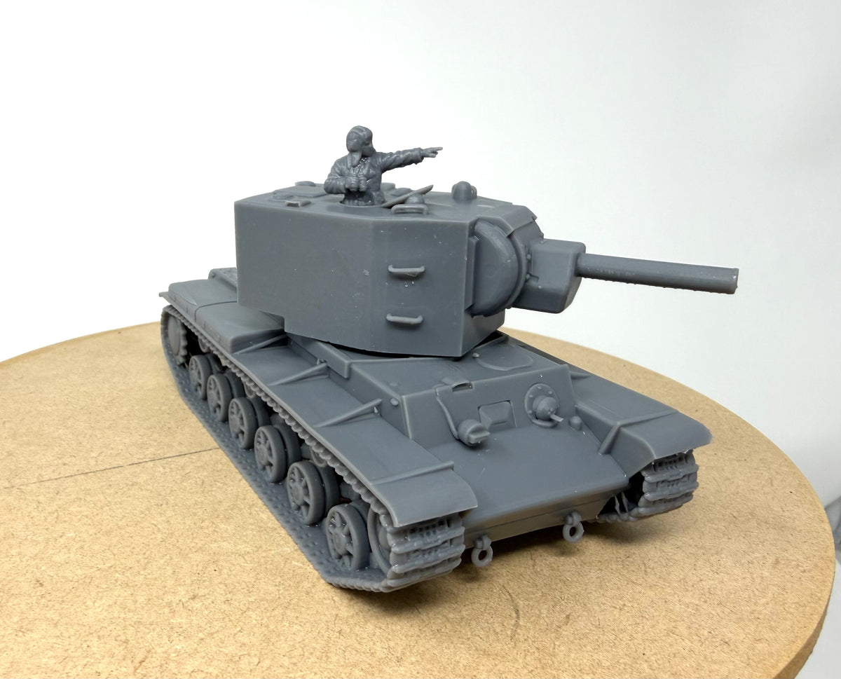 KV2 Russian Heavy Tank with Commander