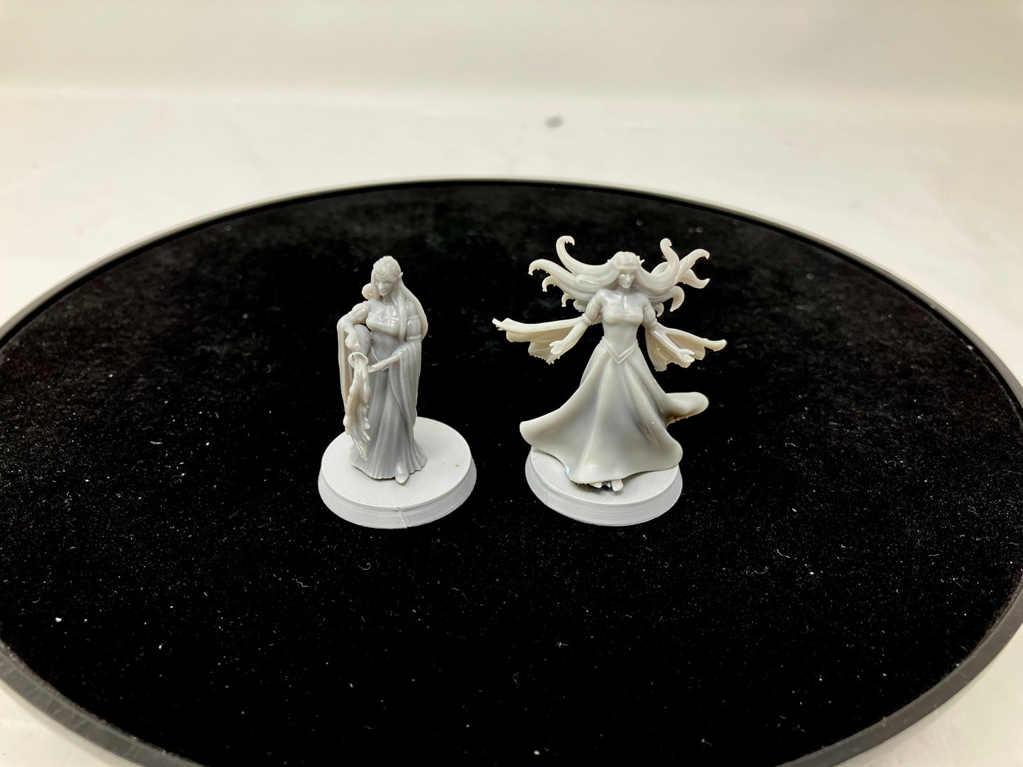 Gladhiel, Queen and Witch