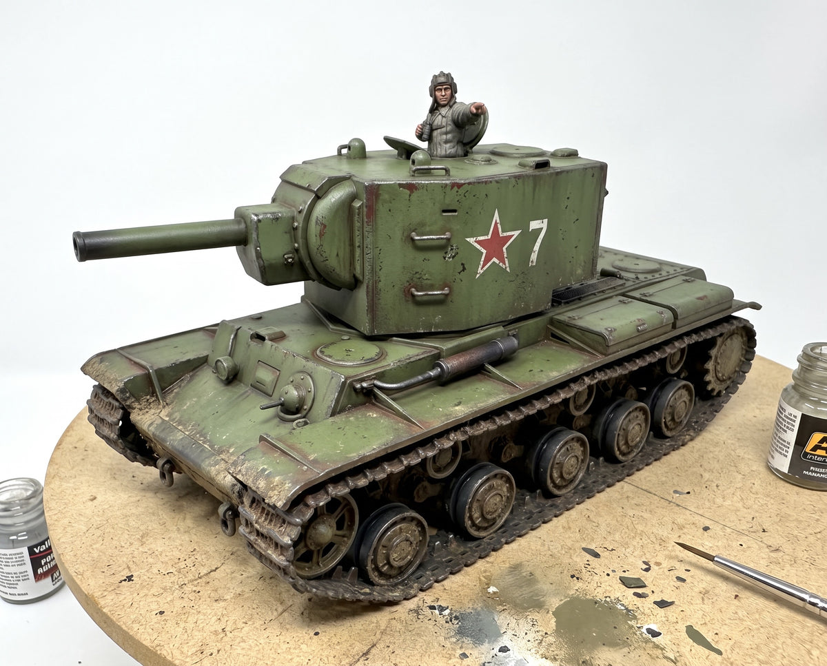 KV2 Russian Heavy Tank with Commander